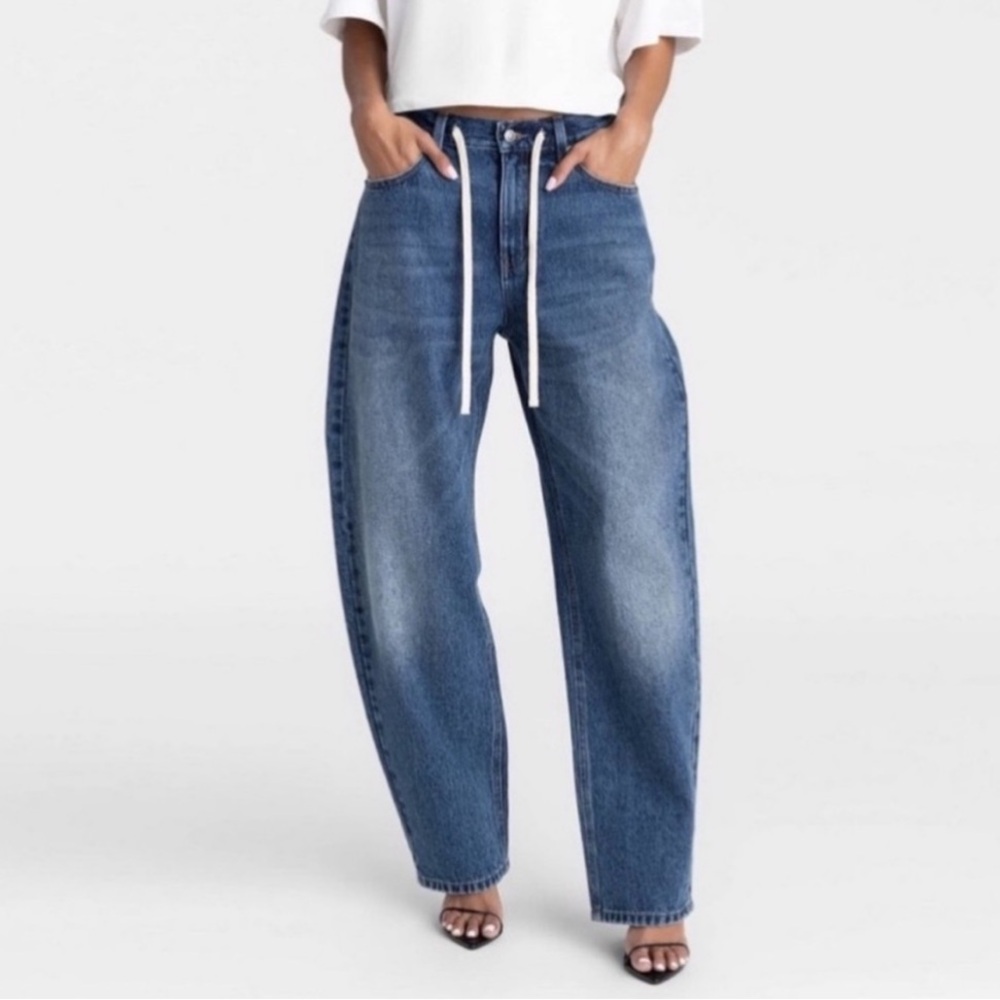 KBB by KAHLANA Women's Mid-Rise Barrel
Leg 'The Lynnox Jean' - Dark Wash 16 - Picture 12 of 12